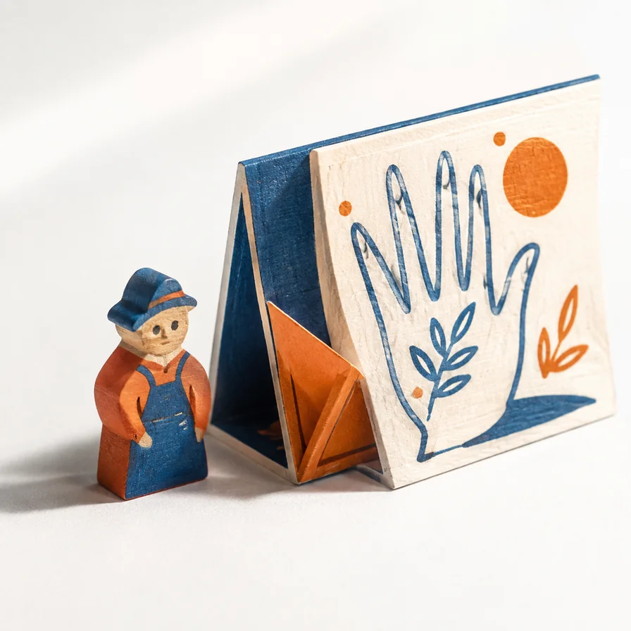 A helper token beside a task component